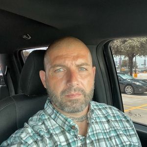 Meet your Posher, Chuck